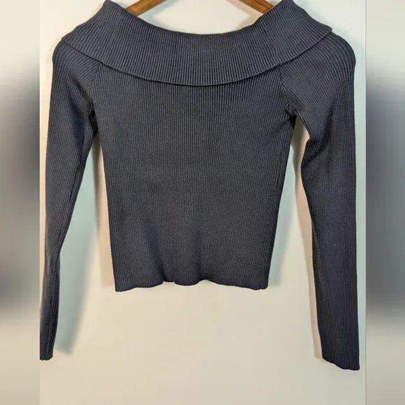 Edikted Dark Gray Ribbed Knit Off The Shoulder Crop Pullover Sweater - Picture 6 of 8